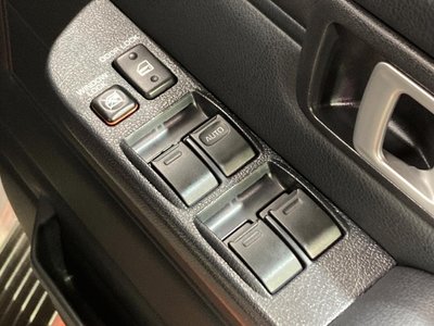 Thumbnail 36