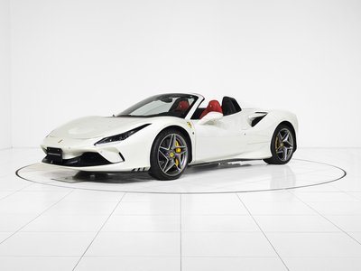 FERRARI F8 - 1