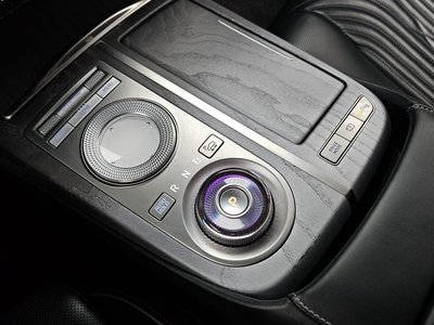 GENESIS G80 (RG3) - 9