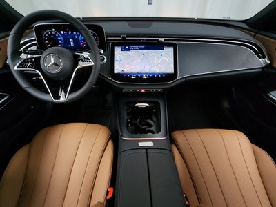 MERCEDES-BENZ E-CLASS - 5