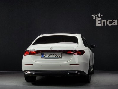 MERCEDES-BENZ E-CLASS - 3