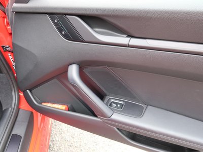 2025 Porsche 911 — миниатюра 21
