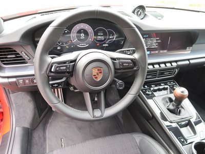 2025 Porsche 911 — миниатюра 11