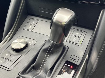 2023 Lexus IS 缩略图 24
