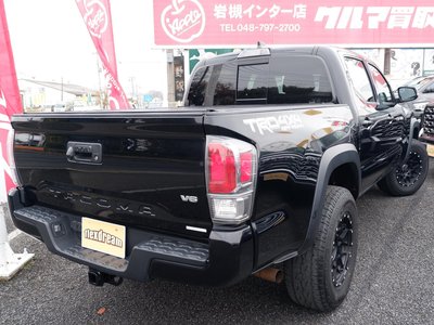 TOYOTA TACOMA - 10