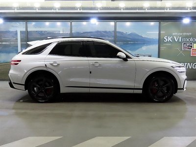 صورة 2 لـ 2025 Genesis GV70
