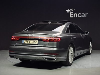 AUDI A8 - 3
