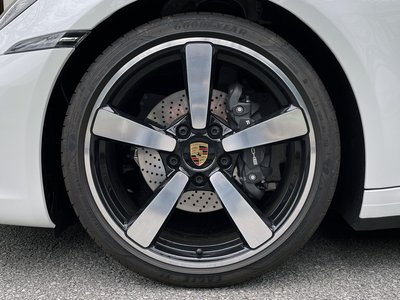 PORSCHE 911 CABRIOLET - 2