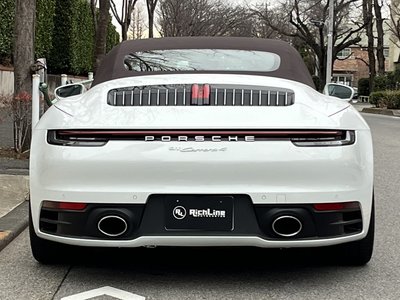 PORSCHE 911 CABRIOLET - 8