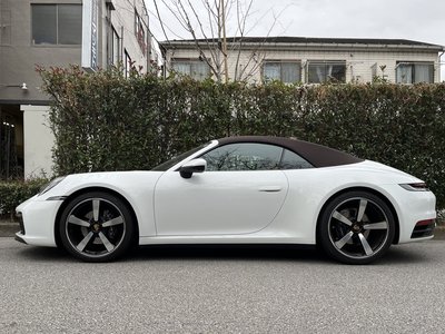 PORSCHE 911 CABRIOLET - 6