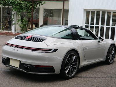 PORSCHE 911 - 5
