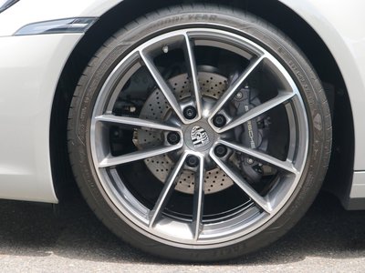 PORSCHE 911 - 8