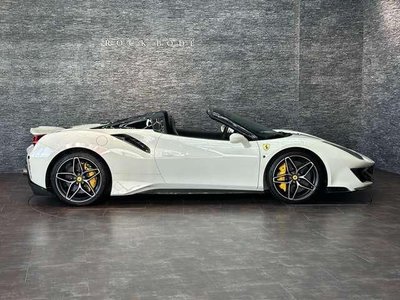 FERRARI 488 - 6
