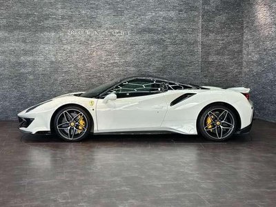 FERRARI 488 - 3