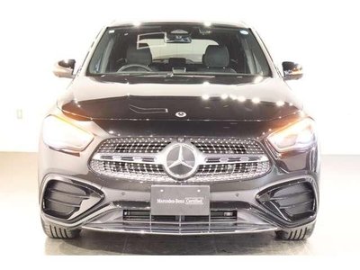 MERCEDES-BENZ GLA - 9