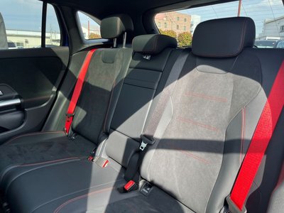 MERCEDES-BENZ GLA AMG - 10