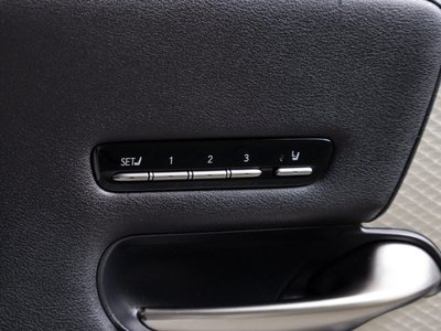 صورة مصغرة 41 لـ 2020 Lexus LS