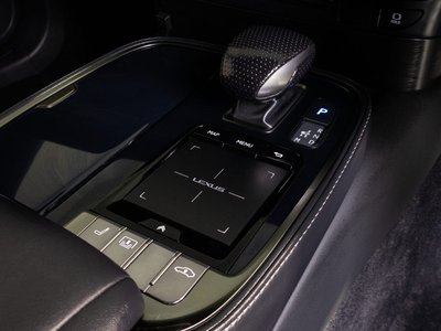 صورة مصغرة 46 لـ 2020 Lexus LS