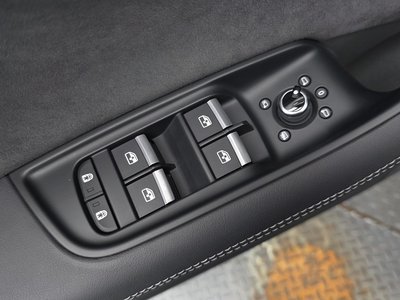 صورة مصغرة 30 لـ 2025 AUDI Q7