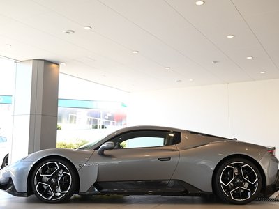 2023 Maserati MC20 — миниатюра 17