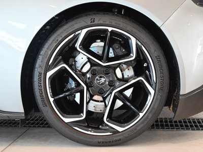 2023 Maserati MC20 — миниатюра 35