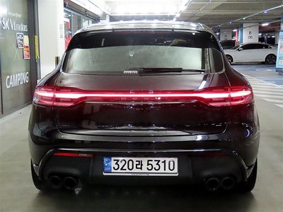 PORSCHE MACAN - 6