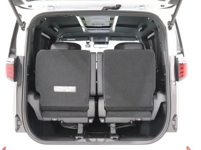 2023 Toyota ALPHARD — миниатюра 28