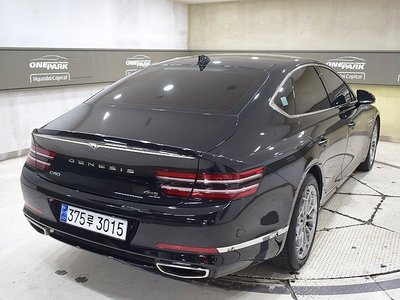 GENESIS G80 (RG3) - 2