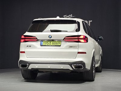 2024 BMW X5 photo 3