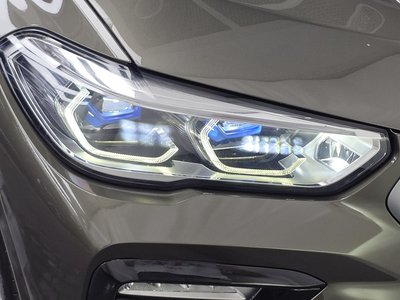 2021 BMW X6 photo 9