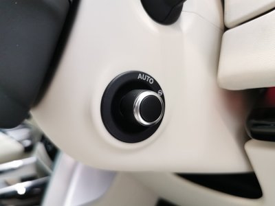 2025 LAND Rover RANGE ROVER — миниатюра 20