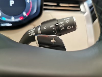 2025 LAND Rover RANGE ROVER — миниатюра 23