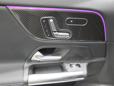 2025 Mercedes-BENZ GLA — миниатюра 31
