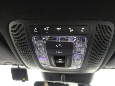 2025 Mercedes-BENZ GLA — миниатюра 18