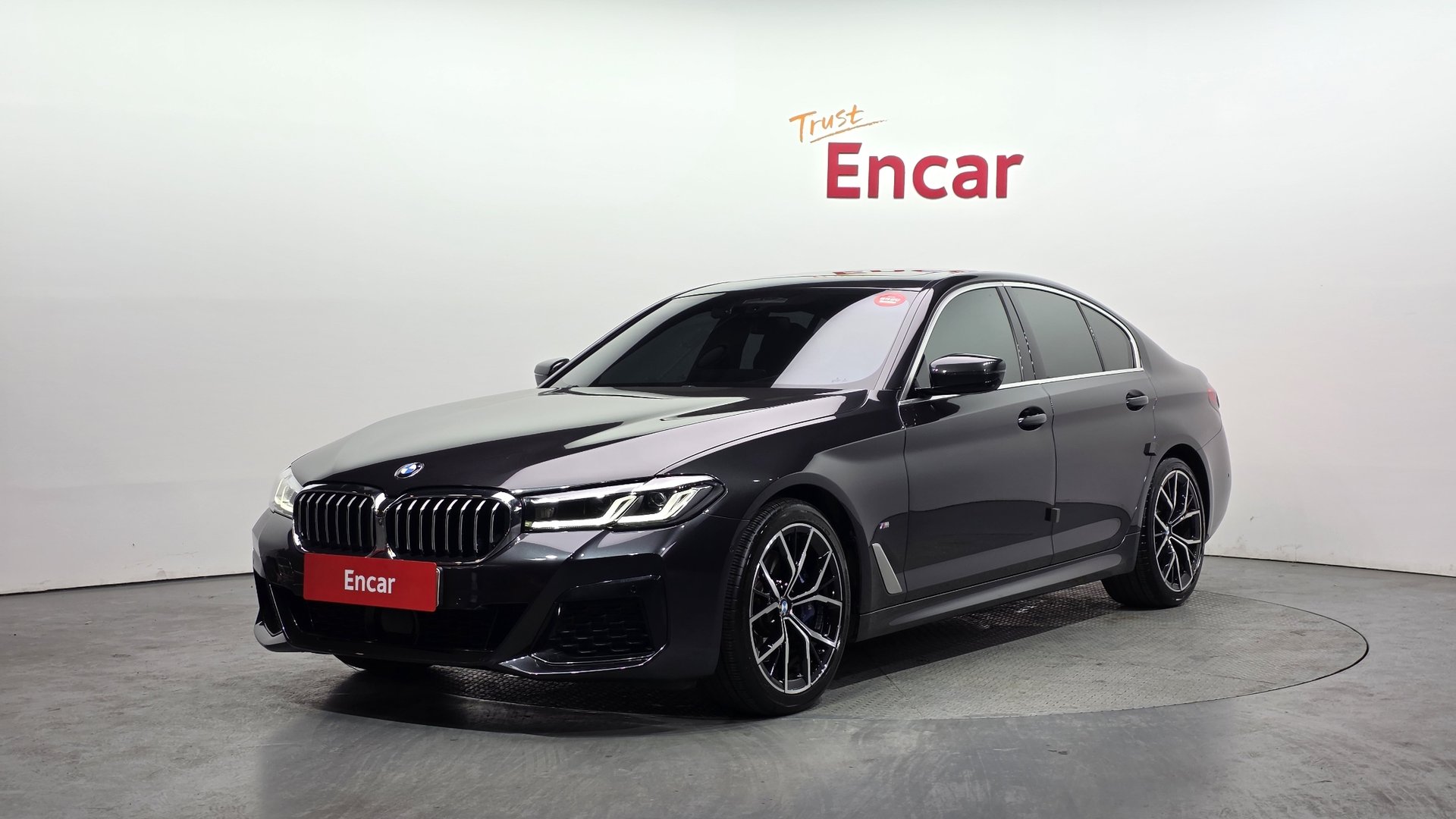 BMW 5 SERIES - View 1