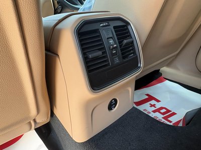 صورة مصغرة 44 لـ 2023 Porsche MACAN