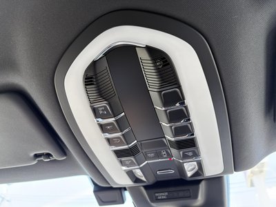 صورة مصغرة 35 لـ 2023 Porsche MACAN