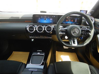 MERCEDES-BENZ CLA AMG - 8