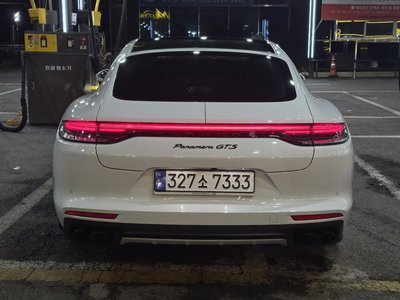 2022 Porsche PANAMERA 照片 6