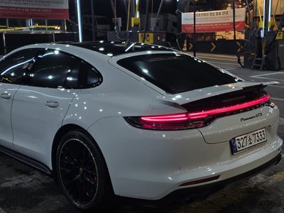 2022 Porsche PANAMERA 缩略图 16