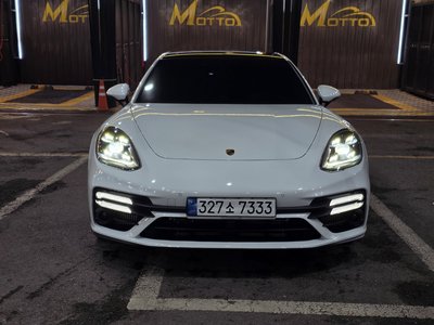 2022 Porsche PANAMERA 照片 3