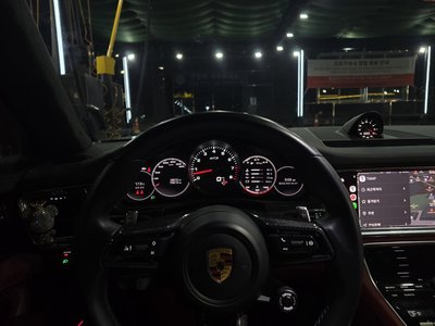 2022 Porsche PANAMERA 缩略图 14