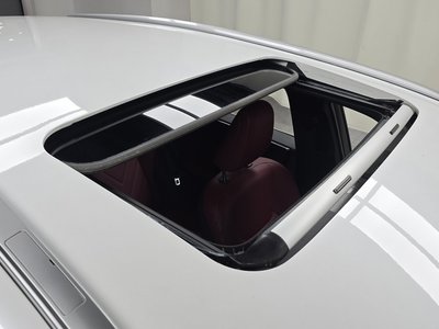 2022 Lexus NX — миниатюра 23