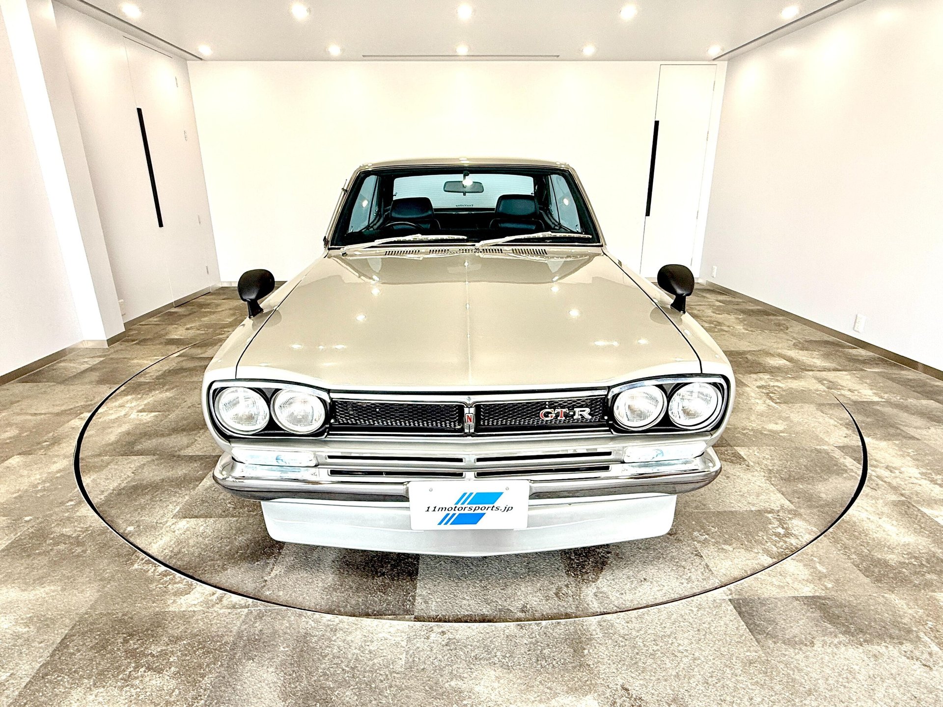 NISSAN SKYLINE COUPE - View 1