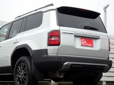 TOYOTA LAND CRUISER 250 - 9