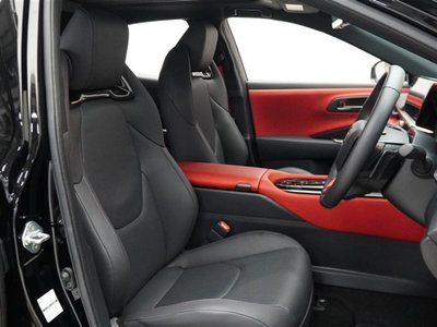 TOYOTA CROWN SPORT - 8