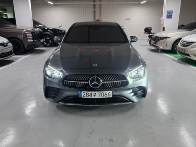 MERCEDES-BENZ E-CLASS - 1
