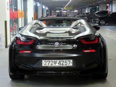 BMW I8 - 10