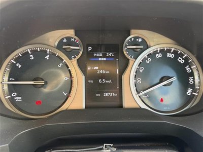 TOYOTA LAND CRUISER PRADO - 10