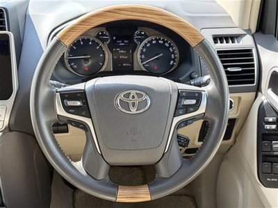 TOYOTA LAND CRUISER PRADO - 9